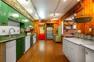 31 Kittredge Dr, Carmel, NY 10512 - Photo 6