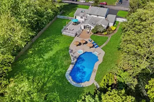 6 Wilton Cir, New City, NY 10956 - Photo 2