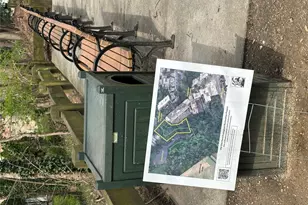 241-20 Northern Blvd, Douglaston, NY 11362 - Photo 26