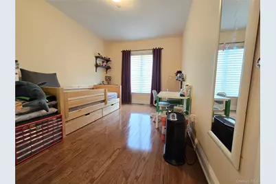 337 Park Crescent, College Point, NY 11356 - Photo 16