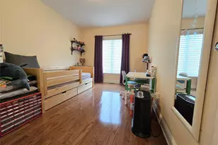 337 Park Crescent, College Point, NY 11356 - Photo 16