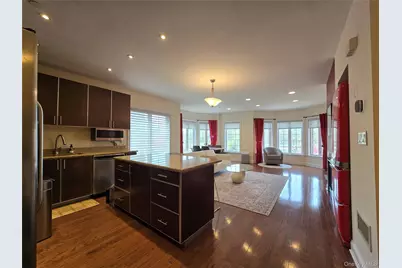 337 Park Crescent, College Point, NY 11356 - Photo 4