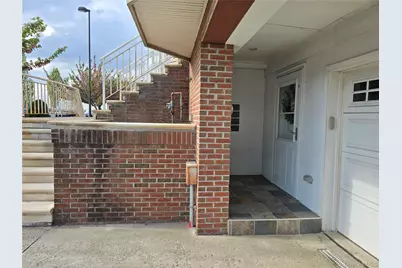 337 Park Crescent, College Point, NY 11356 - Photo 32