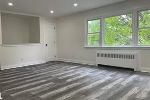 245-39 147th Dr, Rosedale, NY 11422 - Photo 4