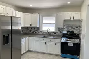 245-39 147th Dr, Rosedale, NY 11422 - Photo 40