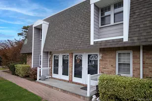18 Starboard Ln, Patchogue, NY 11772 - Photo 2
