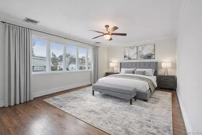 808 Wolfs Lane, Pelham, NY 10803 - Photo 18