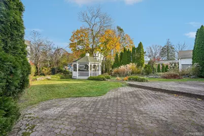 808 Wolfs Lane, Pelham, NY 10803 - Photo 36