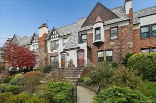 33 Dartmouth St, Valley Stream, NY 11581 - Photo 2