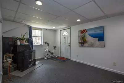 9 Durham Road, White Plains, NY 10607 - Photo 26