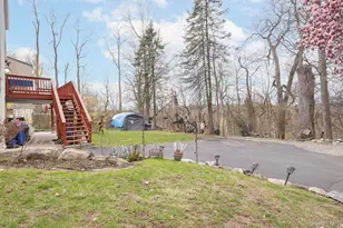 9 Durham Rd, White Plains, NY 10607 - Photo 8