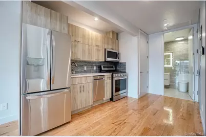28-06 21 Street #6FA, Astoria, NY 11102 - Photo 2