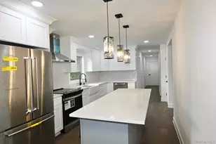 2 Little Hill Rd, East Setauket, NY 11733 - Photo 8