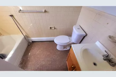 531 Haight Ave., Apt H2, Poughkeepsie, NY 12603 - Photo 8