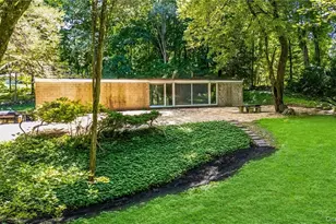 319 Pound Ridge Rd, Bedford, NY 10506 - Photo 2