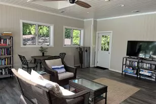 2300 Fox Hill Dr, Calverton, NY 11933 - Photo 34