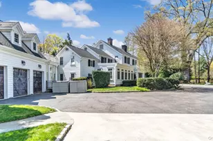 35 Hoaglands Ln, Old Brookville, NY 11545 - Photo 2