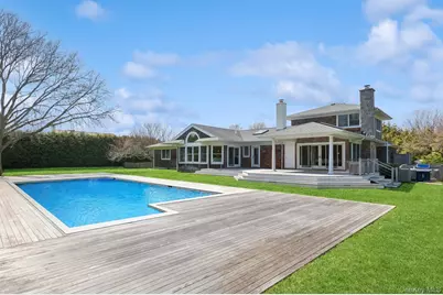 8 Niamogue Lane, Quogue, NY 11959 - Photo 22