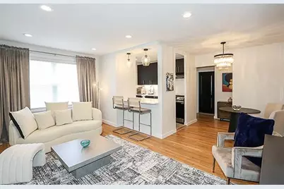 18 Edwards #2B, Roslyn Heights, NY 11577 - Photo 6