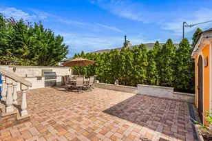 28-05 216th St, Bayside, NY 11360 - Photo 34