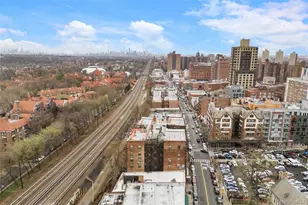 72-34 Austin St, Forest Hills, NY 11375 - Photo 4