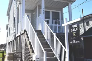 9963 Lockwood Ct, Howard Beach, NY 11414 - Photo 2