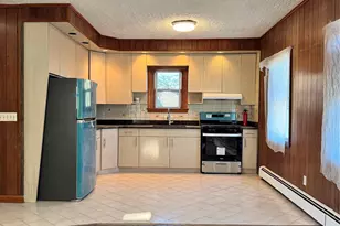 259-07 147th Rd, Rosedale, NY 11422 - Photo 2