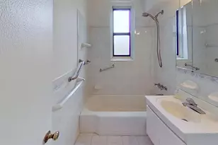 2550 Independence Ave, Bronx, NY 10463 - Photo 10