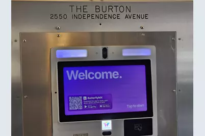 2550 Independence Avenue #7L, Bronx, NY 10463 - Photo 4