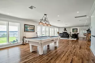 33 Beach Rd, Northport, NY 11768 - Photo 12