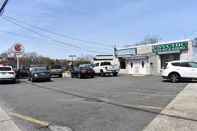 317 Union Avenue, Holbrook, NY 11741 - Photo 4