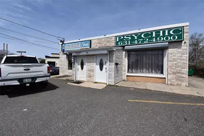 317 Union Avenue, Holbrook, NY 11741 - Photo 8