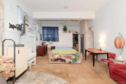 246 Weyman Avenue, New Rochelle, NY 10805 - Photo 26