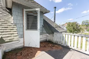 246 Weyman Ave, New Rochelle, NY 10805 - Photo 12