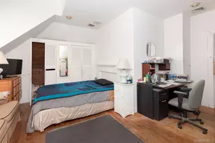 246 Weyman Ave, New Rochelle, NY 10805 - Photo 8