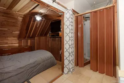 246 Weyman Avenue, New Rochelle, NY 10805 - Photo 14