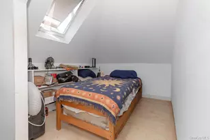 246 Weyman Ave, New Rochelle, NY 10805 - Photo 10