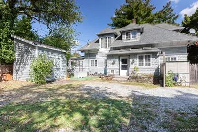 246 Weyman Avenue, New Rochelle, NY 10805 - Photo 2