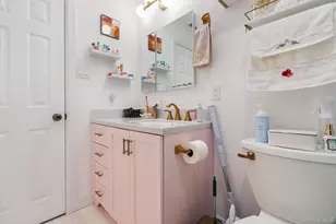 10 Sycamore Ct, Selden, NY 11784 - Photo 16