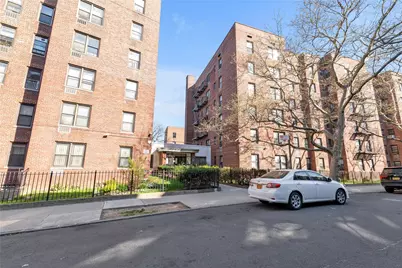 141-05 Pershing Crescent #117, Briarwood, NY 11435 - Photo 1