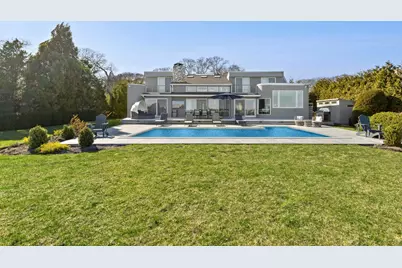 17 Romana Drive, Hampton Bays, NY 11946 - Photo 2