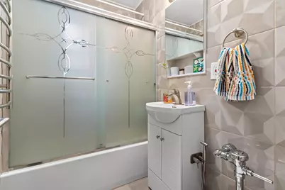 83-25 98 Street #3T, Woodhaven, NY 11421 - Photo 12