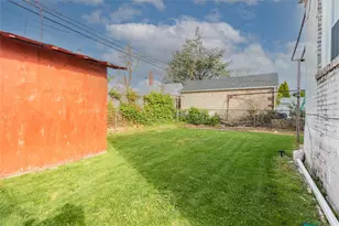 32-12 208th St, Bayside, NY 11361 - Photo 24