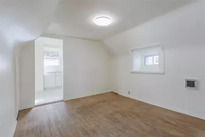 32-12 208 Street, Bayside, NY 11361 - Photo 16