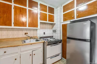 84-20 51st Avenue #5C, Elmhurst, NY 11373 - Photo 8