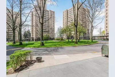 7 Fordham Hill Oval #4A, Bronx, NY 10468 - Photo 24