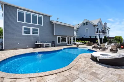 22 Viking Drive, West Islip, NY 11795 - Photo 38