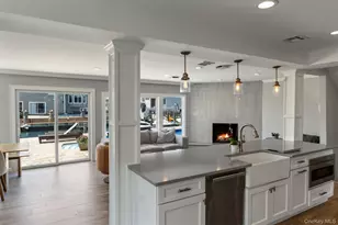 22 Viking Dr, West Islip, NY 11795 - Photo 12