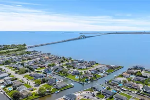 22 Viking Dr, West Islip, NY 11795 - Photo 50