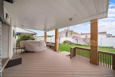 312 Ocean Avenue, Massapequa Park, NY 11762 - Photo 26